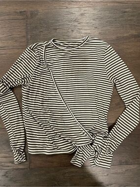 Meli by fame Striped Olive & White Tie-Waist Long-Sleeve Shirt